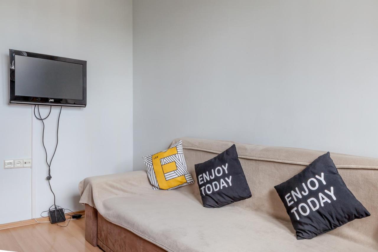 Apartment Klimatyczne Mieszkanie 3-pok. 200m Od Dworca Glownego Pkp