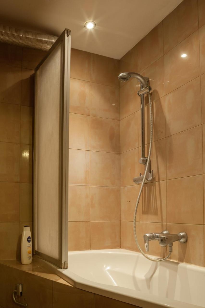 Klimatyczne Mieszkanie 3-pok. 200m Od Dworca Glownego Pkp Apartment Wroclaw